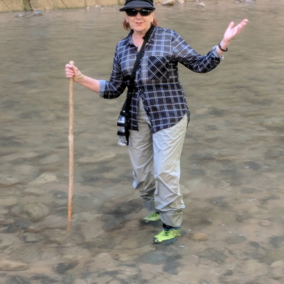 Meet your Posher, Roberta - Picture 1 of 1